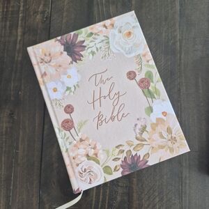 Floral Notetaking Hardcover Bible